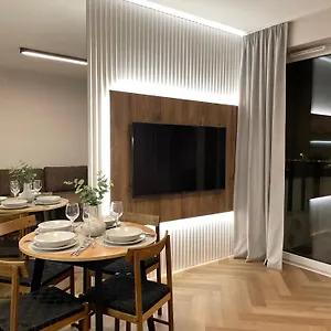 https://apartamenty-monopol.hotelswroclaw.com